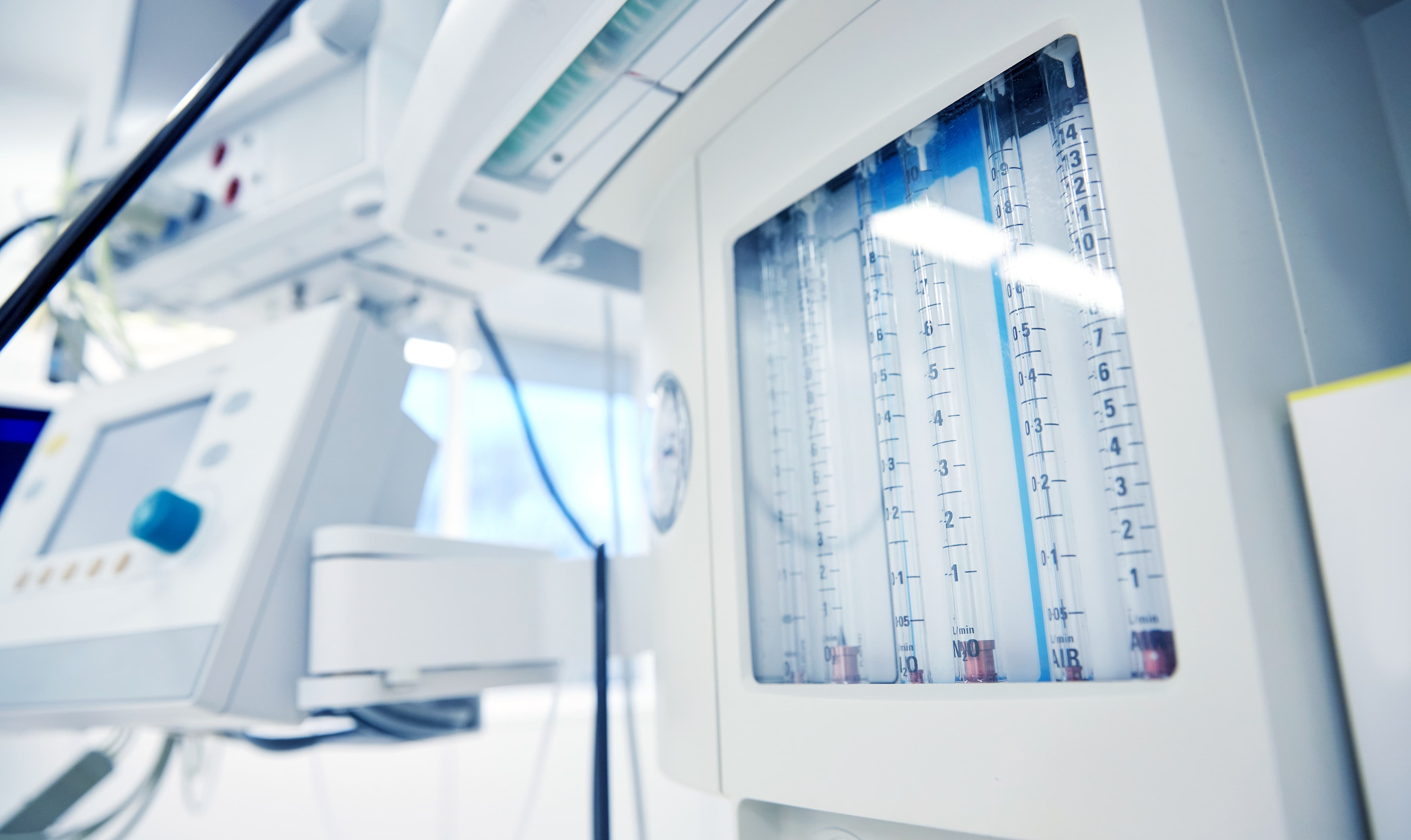 4 Anesthesia Machines